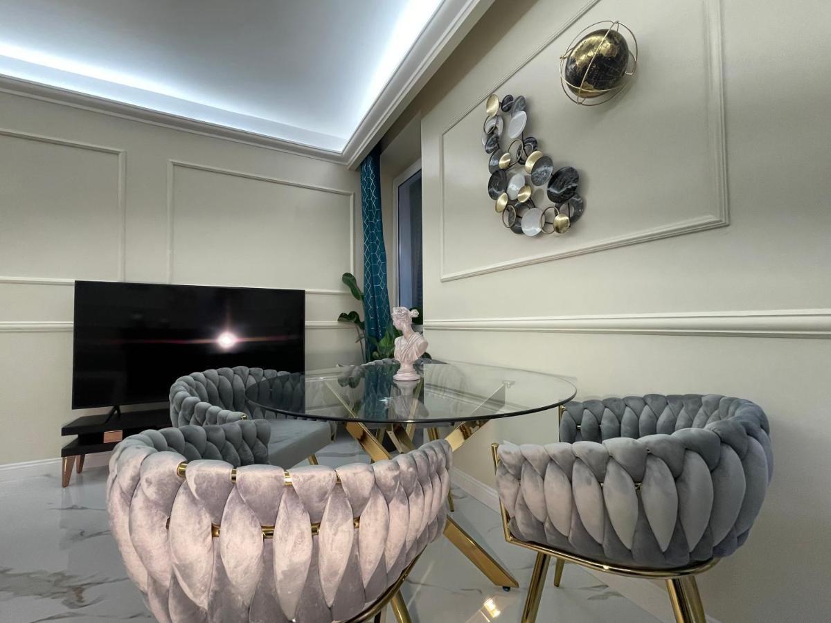 Spanish Steps Glamour & Sauna Luxury Apartment **** Roma Esterno foto